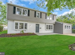 54 Hadley Ln, Willingboro, NJ 08046