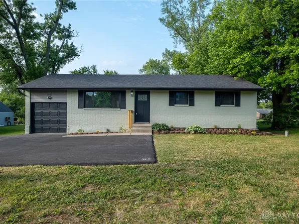 3475 Kemp Rd, Dayton, OH 45431