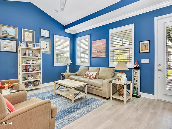 3rd image of 503 Landshark Blvd