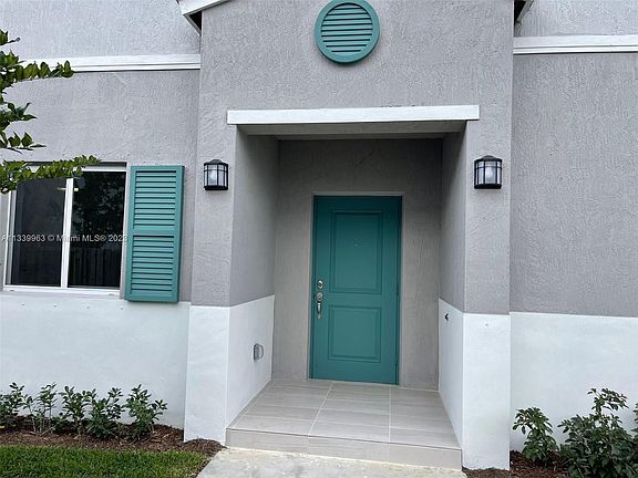 2nd image of 417 NW 12th St #417