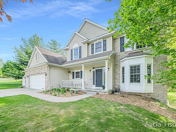 4th image of 5692 Talltimber St SE