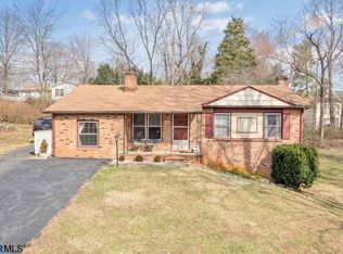 5520 Jamestown Rd, Crozet, VA 22932