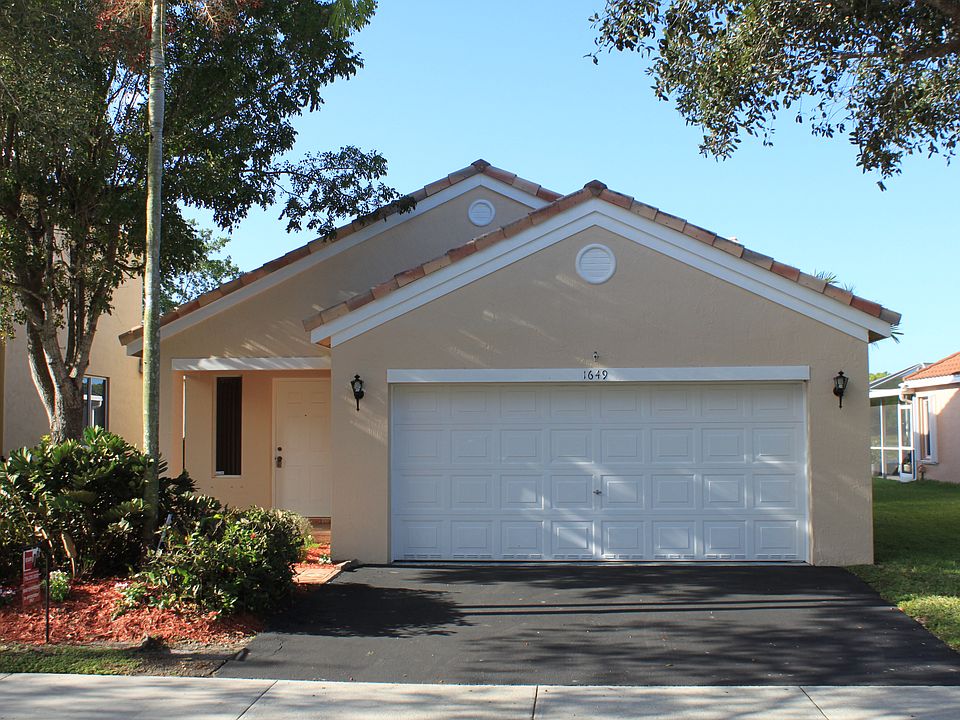 1st image of 1649 Salerno Cir