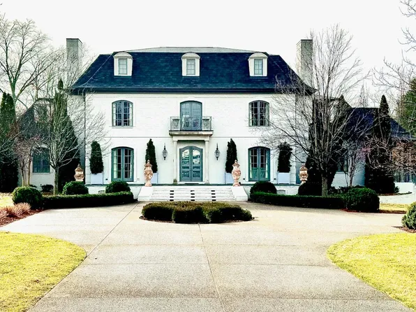 1715 Riverview Dr, Murfreesboro, TN 37129