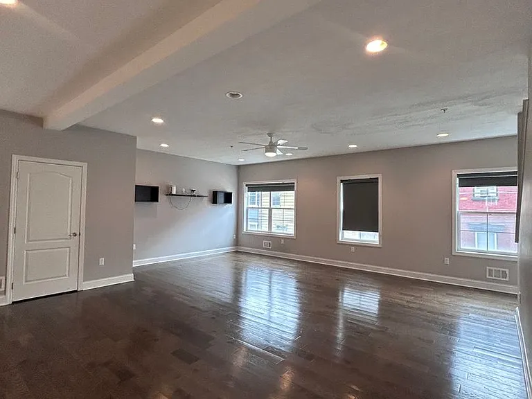 826 Spring Garden Ave — Photo 12
