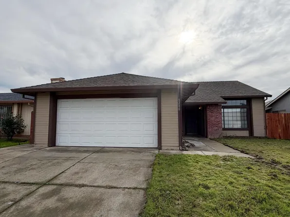 8280 Summer Falls Cir, Sacramento, CA 95828