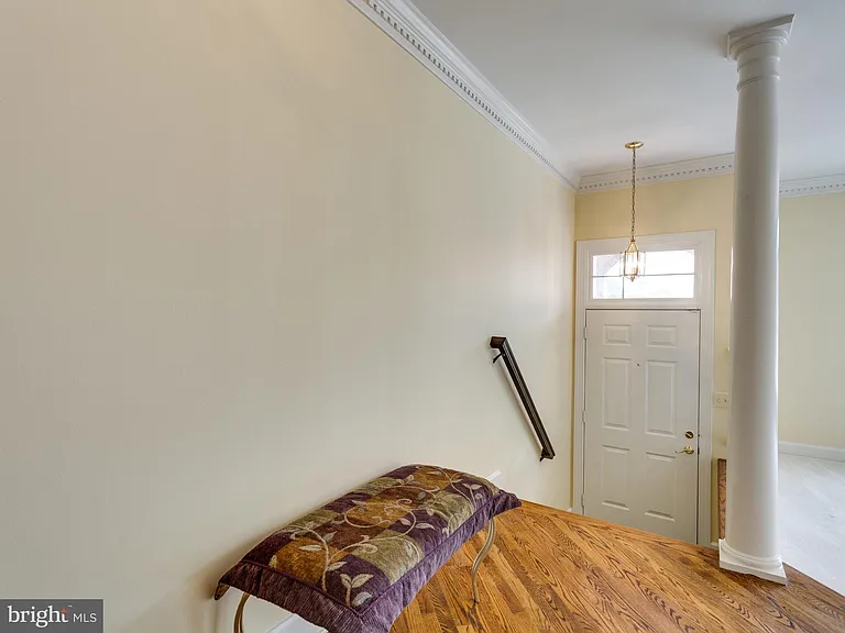 8104 Madrillon Ct — Photo 3