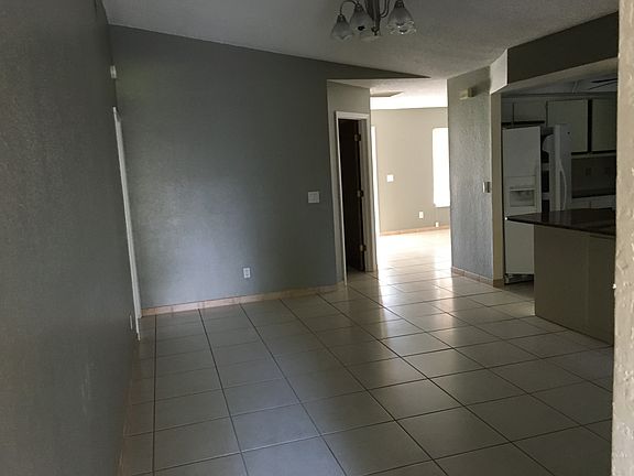3rd image of 1902 SE 14th St