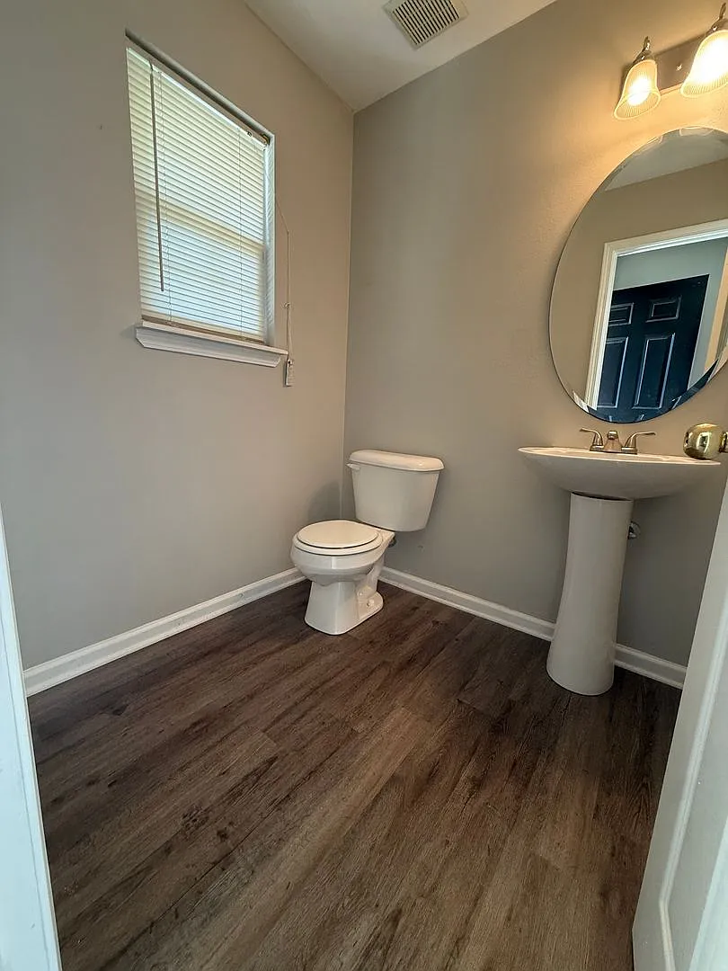 For Rent 232 Stallion Run, Lexington, Ky 40511 — Photo 2