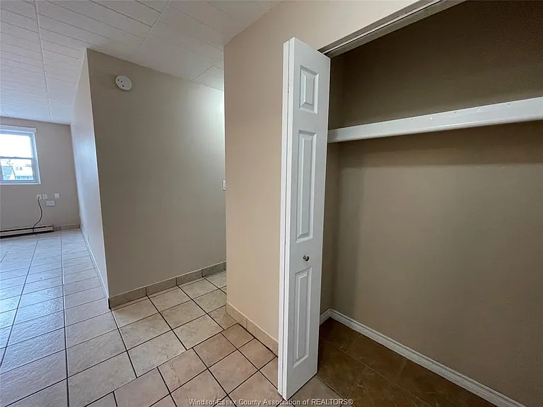 928 Howard Ave #7 — Photo 3
