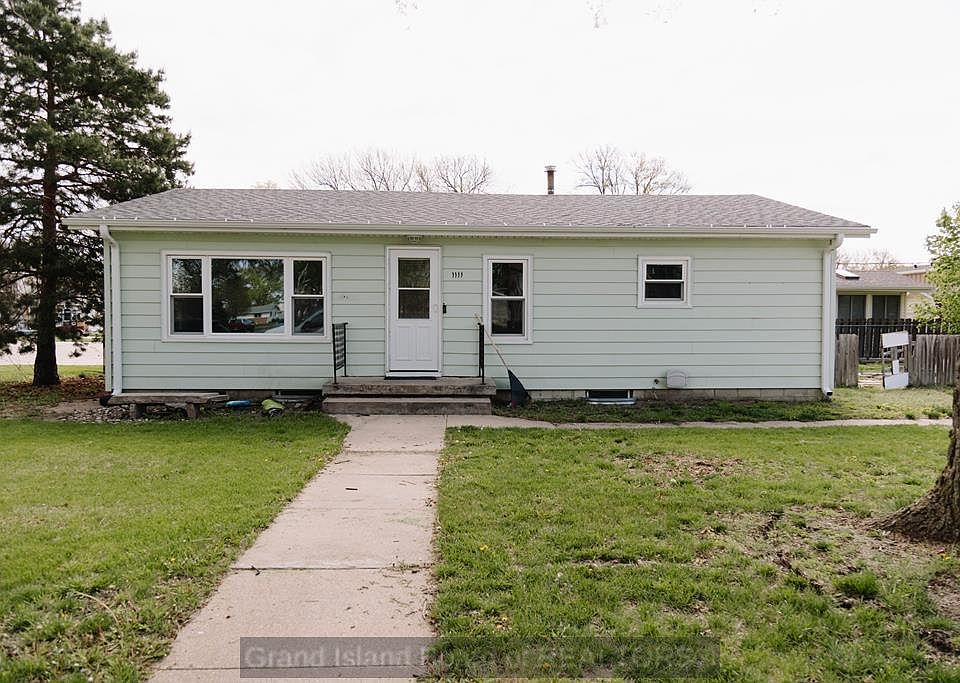 1st image of 1111 West St