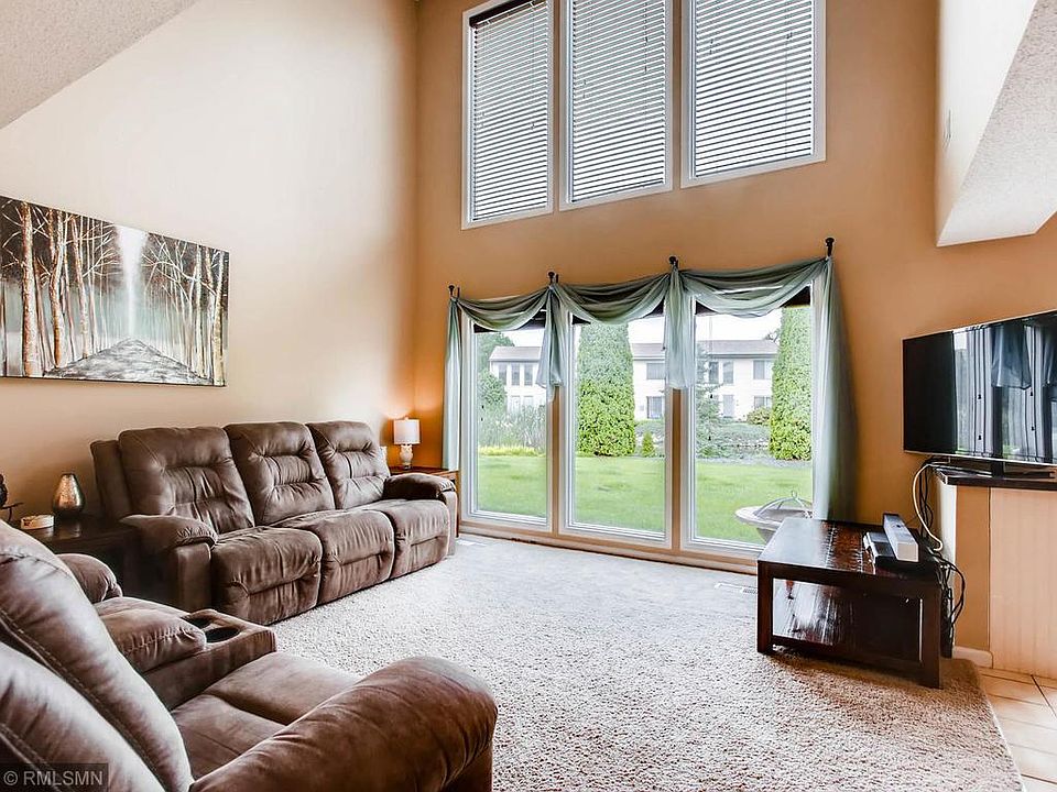 1st image of 1812 Fairway Dr #1812