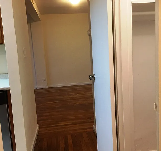 2350 Waters Edge Dr — Photo 16