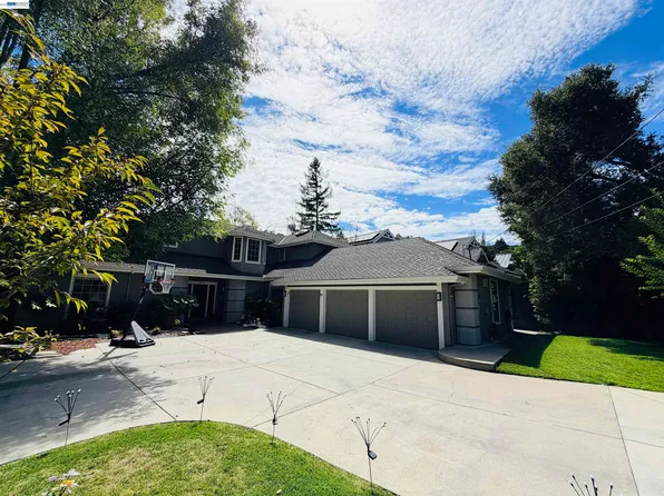 934 Wilmington Way, Redwood City, CA 94062