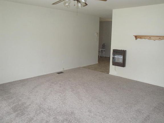 5th image of 309 Marion Dr