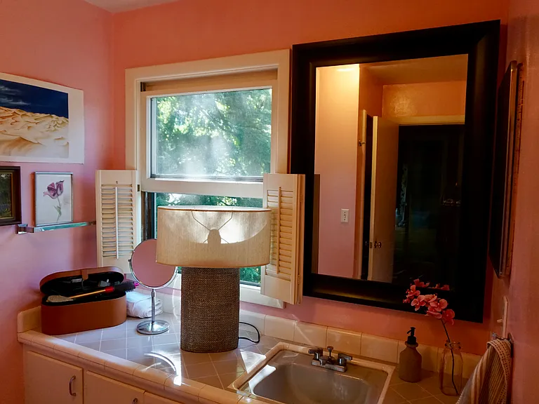 5241 SW Humphrey Blvd — Photo 14
