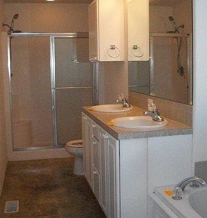 5th image of 421 E Chelsee Ct
