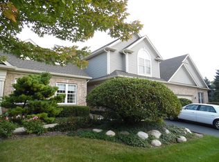3811 Willow View Dr, Lake In The Hills, IL 60156