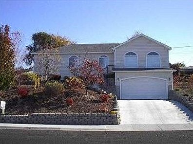 1st image of 2041 S Beaumont Dr
