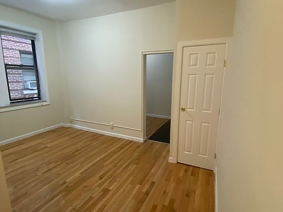 3rd image of 29-15 36th Ave #1AB