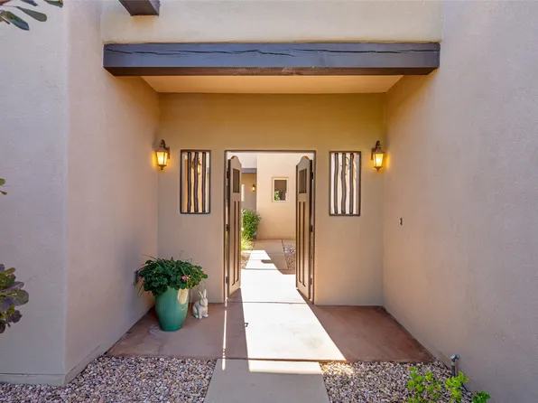9 E Avenida Sebastian, Santa Fe, NM 87506