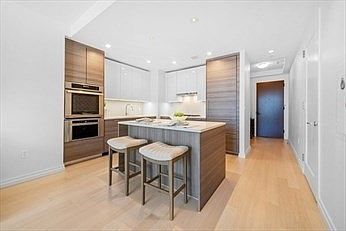 1st image of 1 Franklin St Unit 2406