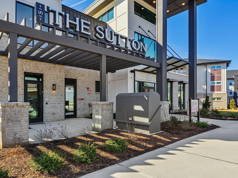 The Sutton — Photo 23