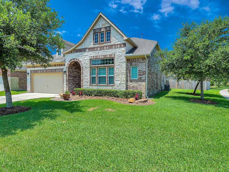 4BR/2BA one-story home!