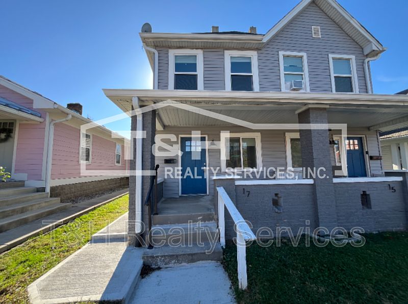 1st image of 17 E Palmer St