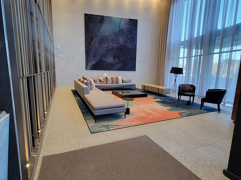 585 Bloor St E #2224 — Photo 25