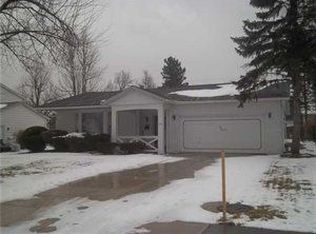 100 Macarthur Dr, Buffalo, NY 14221
