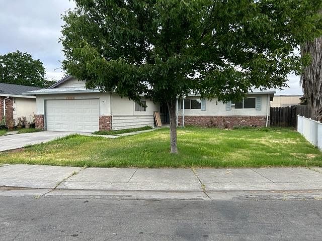 2nd image of 327 Santa Barbara Ct