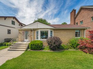 328 S Greenwood Ave, Park Ridge, IL 60068