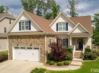 1005 Hollymont Dr, Holly Springs, NC 27540
