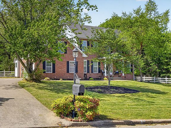 4th image of 408 Marietta Pl
