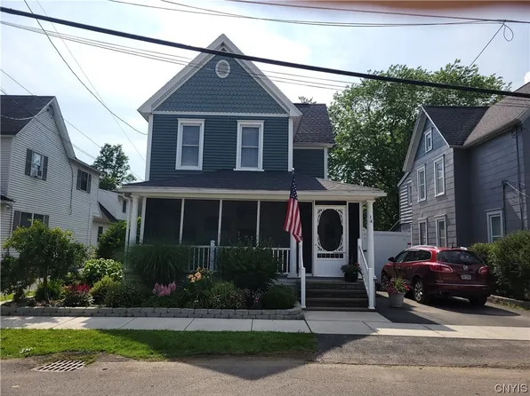 14 South St, Camillus, NY 13031