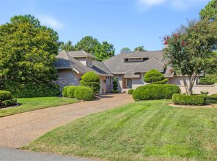 137 Roger Smith, Williamsburg, VA 23185