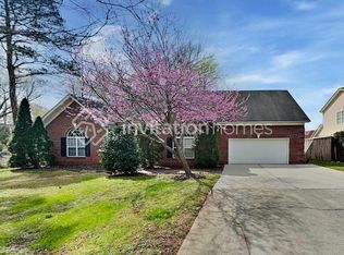 15020 Woodstar Rd, Matthews, NC 28105