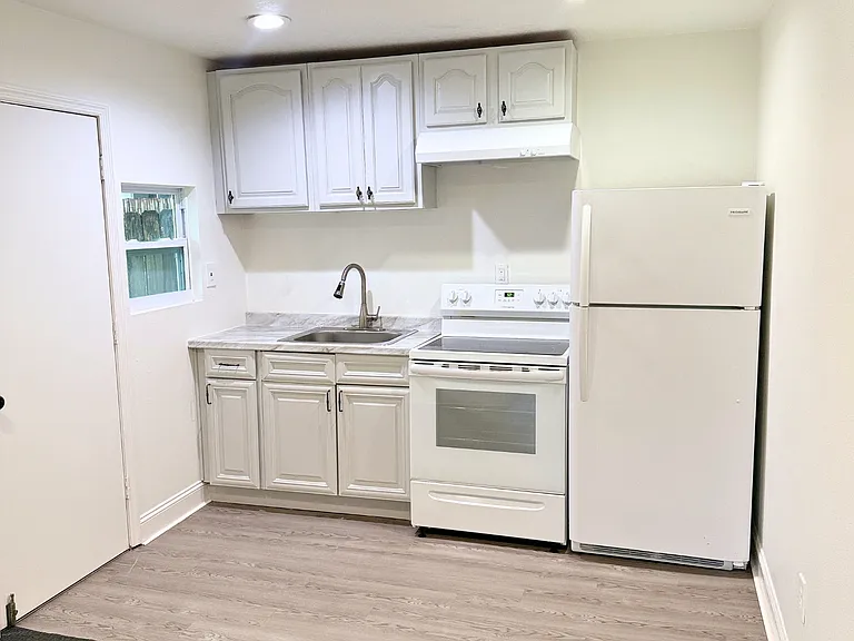 2315 Carroll Pl #2 — Photo 1