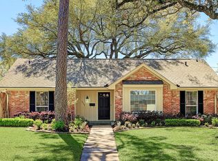 2119 Bethlehem St, Houston, TX 77018