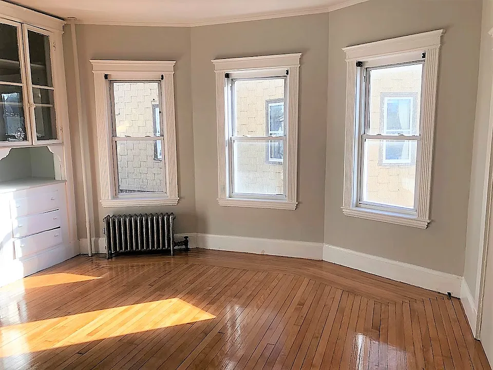 19 Arden St #2