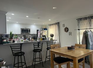 57 High St, Enfield, CT 06082