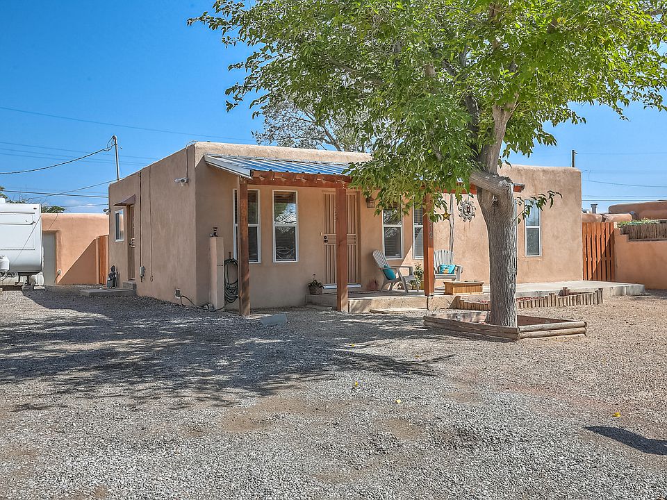 1st image of 4912 San Luis Pl NW