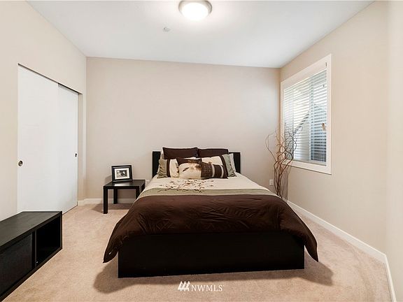 5th image of 20514 80th St E