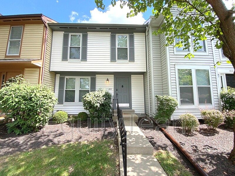 1st image of 812 Woodlyn Dr S