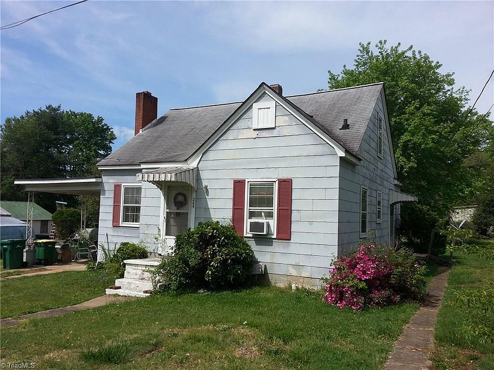 1st image of 205 Brown St