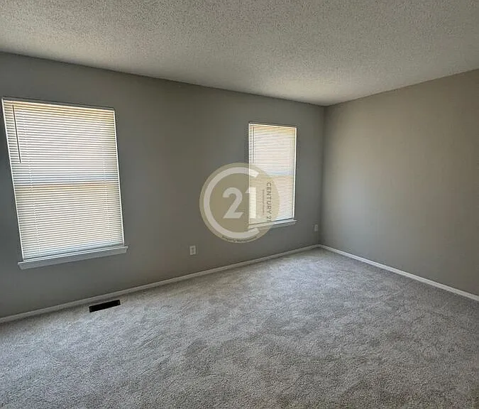 5723 Constance Ct — Photo 10