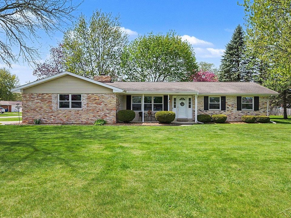 1st image of 2941 Badger Pl