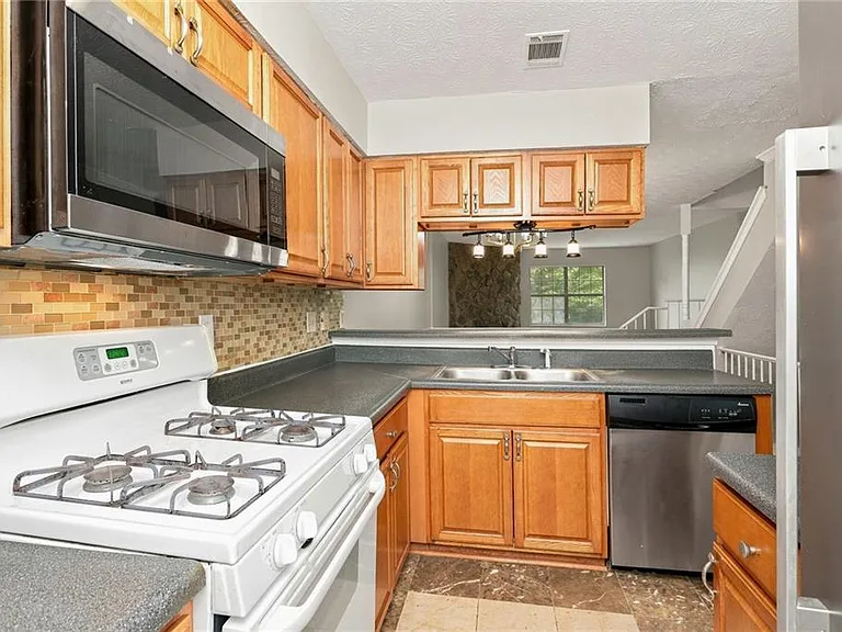 6661 Witherington Ct — Photo 12