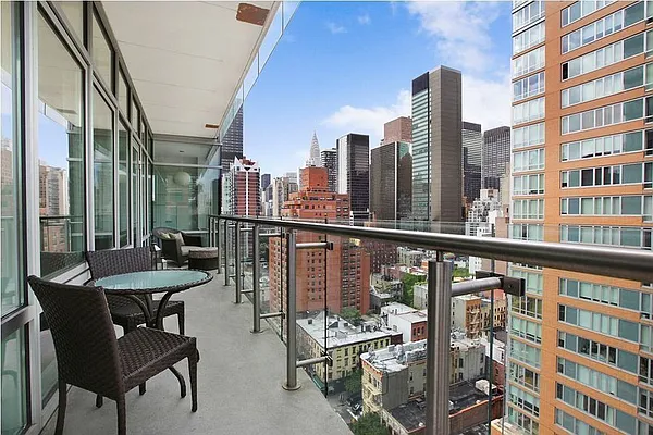 Sold by Focus Real Estate Group | media 4
